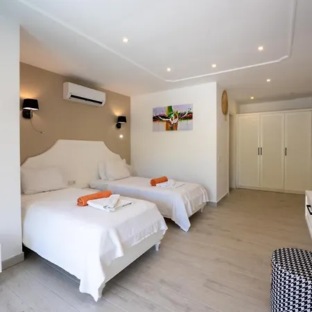 Orange Villa Kas